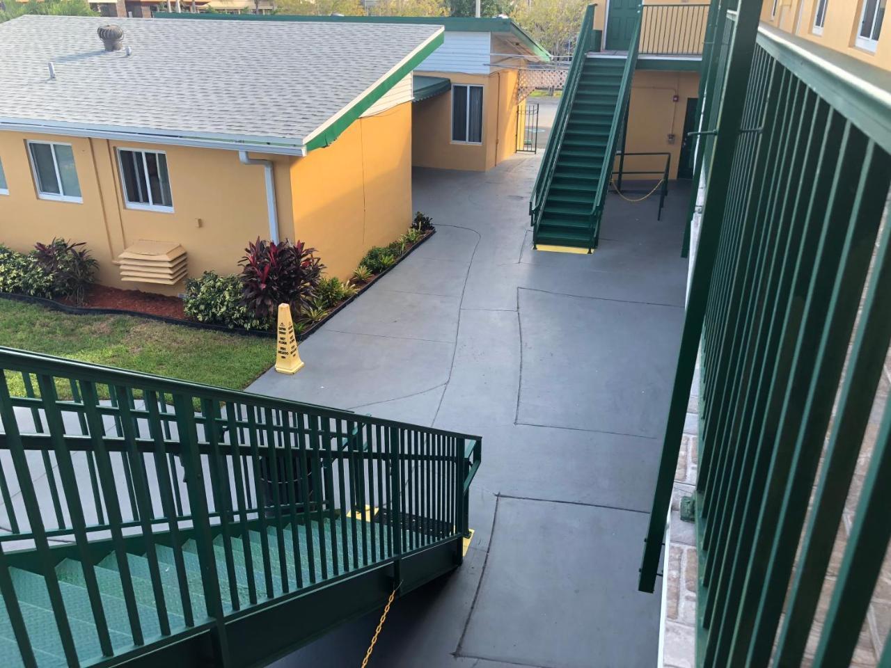 פורט לודרדייל Bali Hai Motel מראה חיצוני תמונה