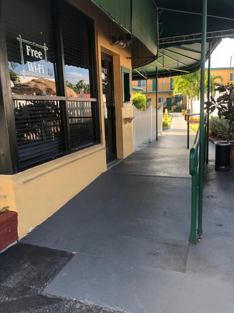 פורט לודרדייל Bali Hai Motel מראה חיצוני תמונה