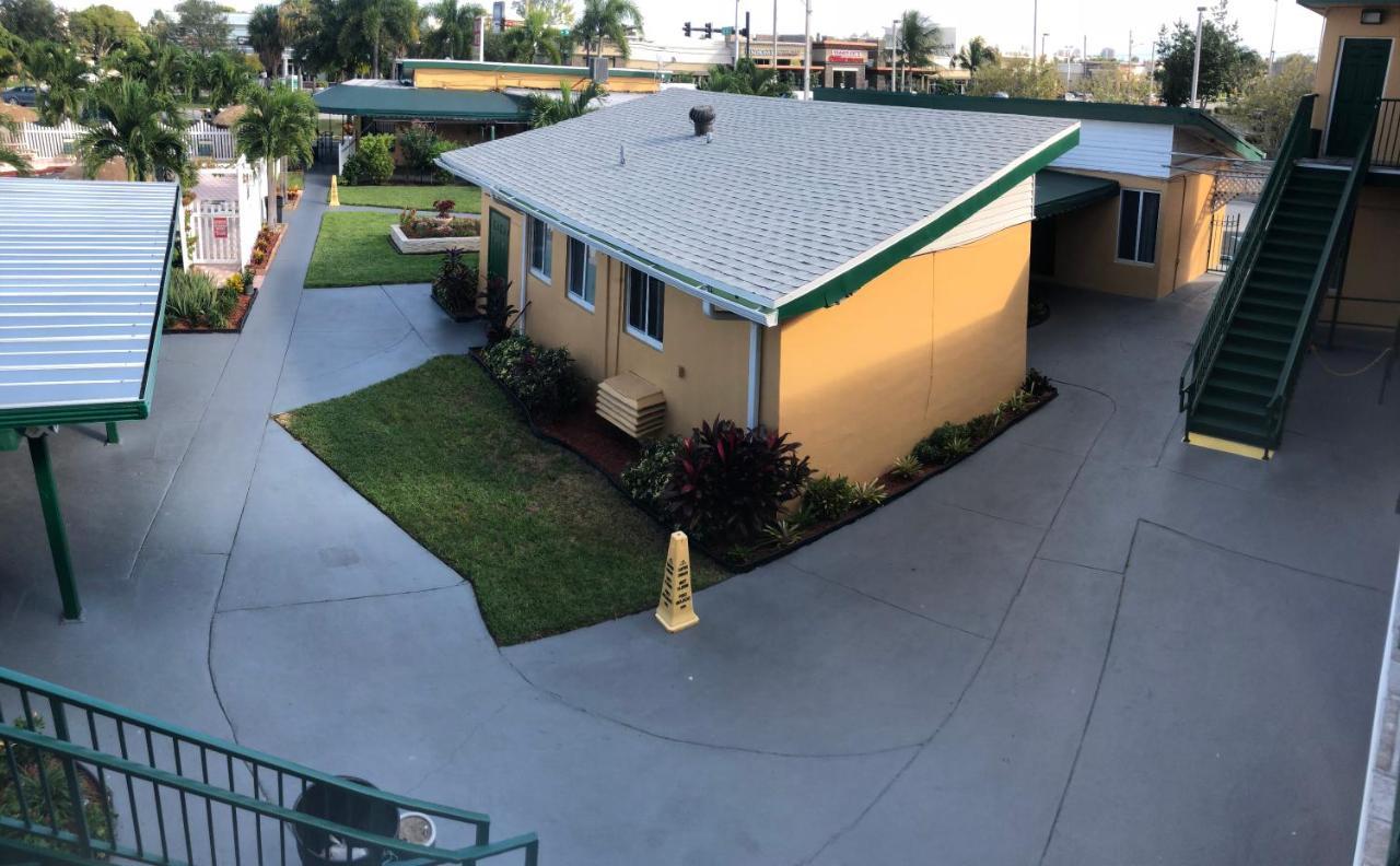 פורט לודרדייל Bali Hai Motel מראה חיצוני תמונה