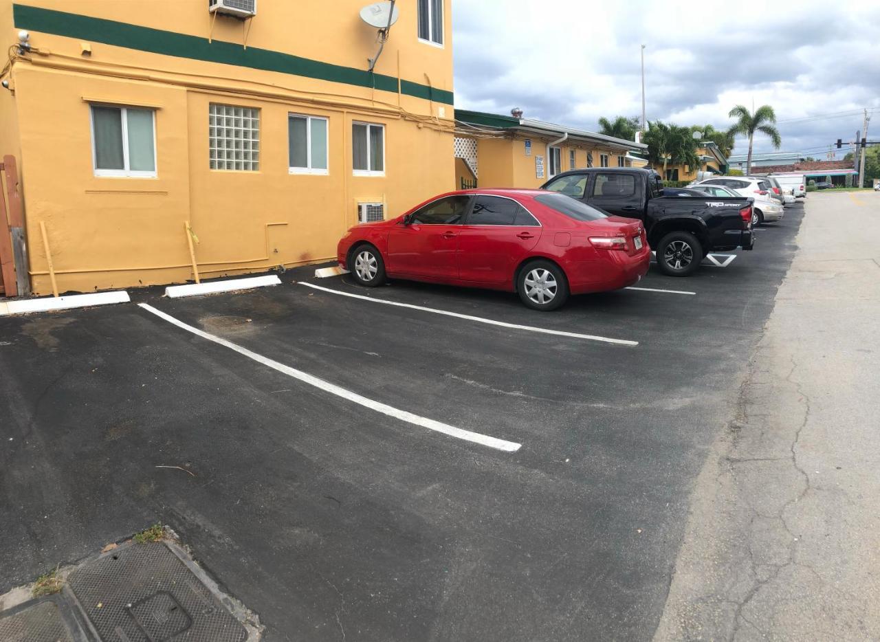 פורט לודרדייל Bali Hai Motel מראה חיצוני תמונה