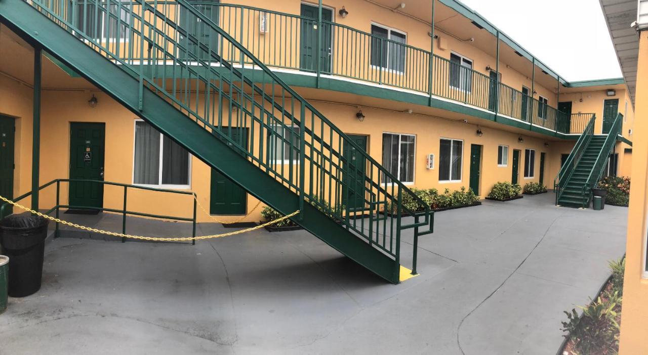 פורט לודרדייל Bali Hai Motel מראה חיצוני תמונה