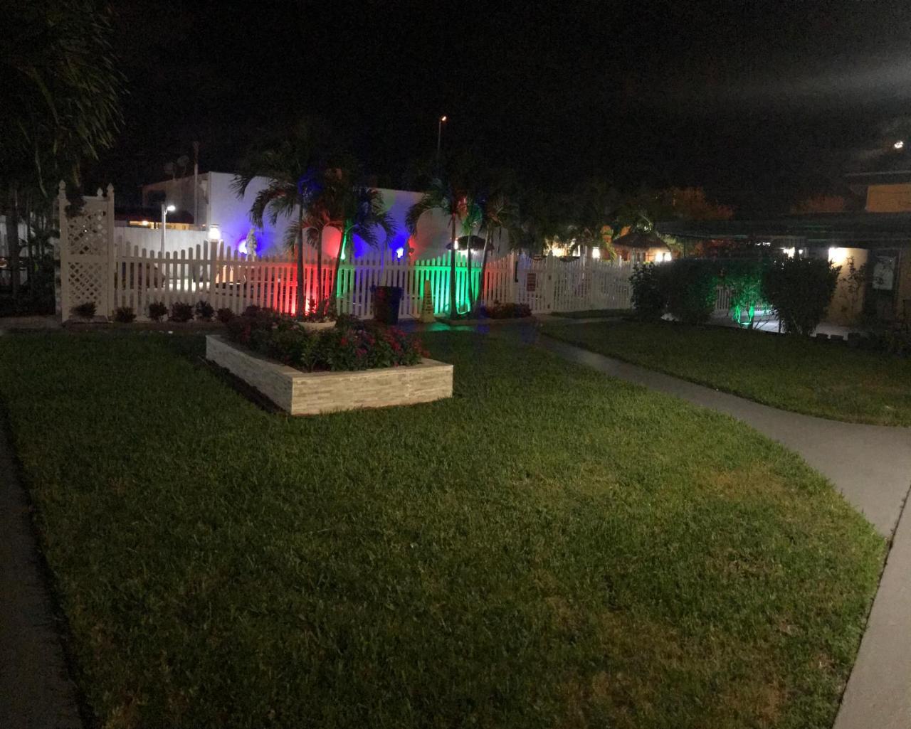 פורט לודרדייל Bali Hai Motel מראה חיצוני תמונה